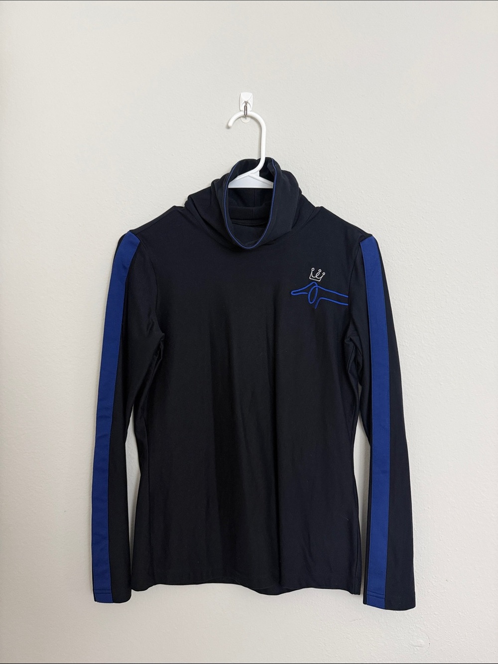 Louis Castel Black Turtleneck Golf Sweater with Blue Accent